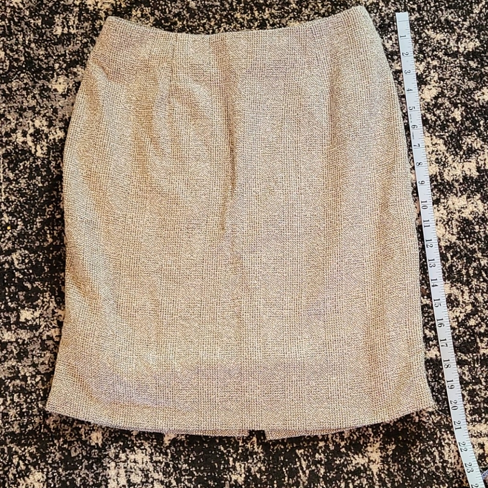 Mini newsboy skirt